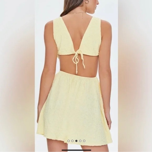 NWT Yellow Cutout Lace-Up Mini Dress Size L - Picture 2 of 5